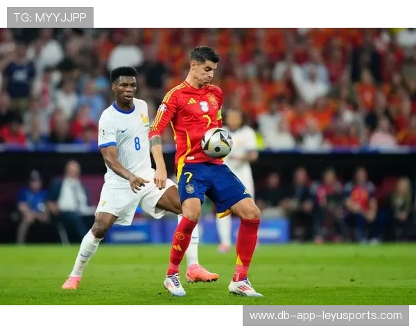 比利亚雷亚尔组织顺畅,莫拉塔替补登场一击定乾坤